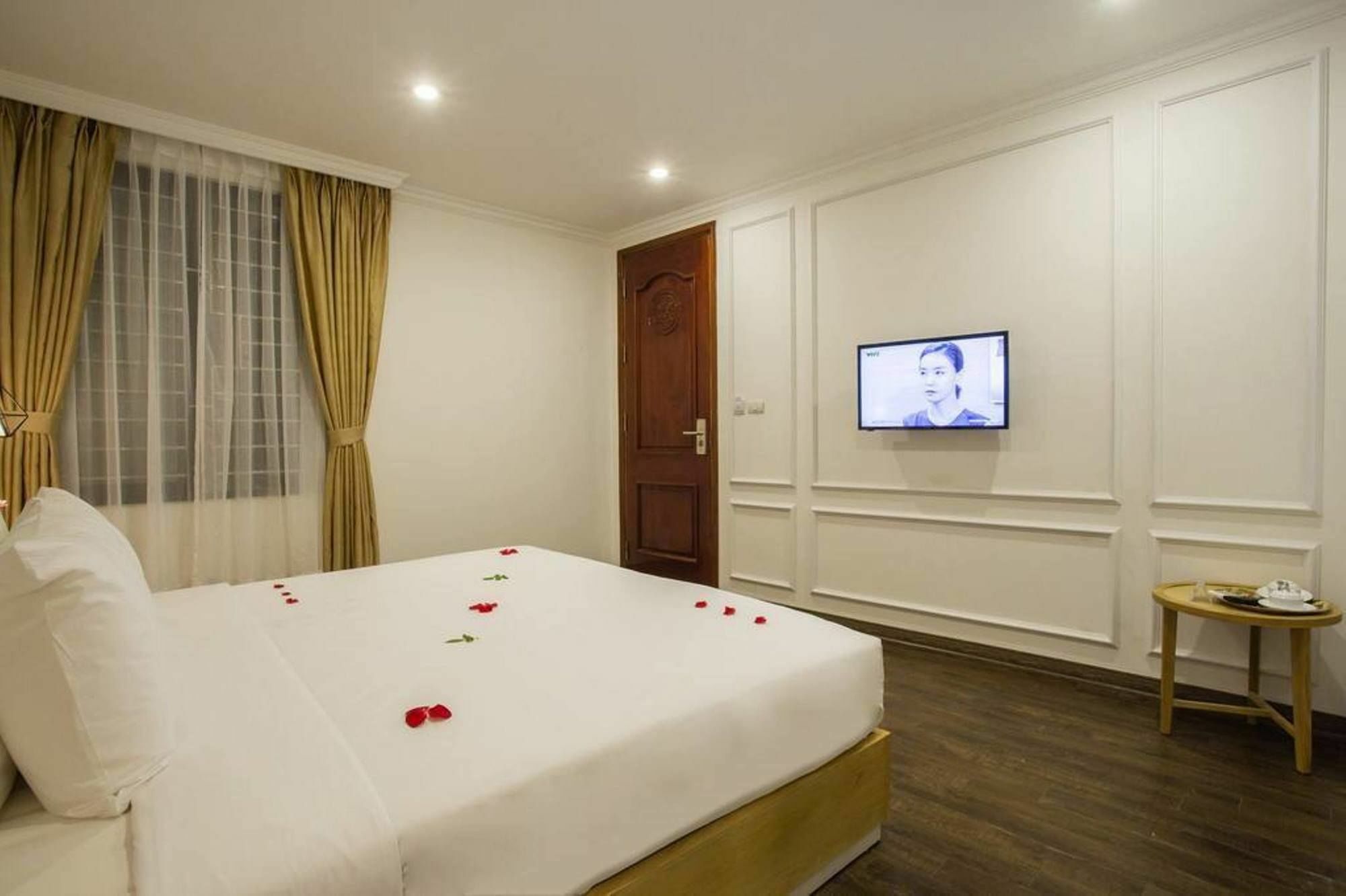 Hanoi A83 Hotel Екстер'єр фото